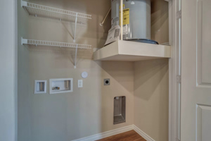 Merritt-McGowan-Manor 058